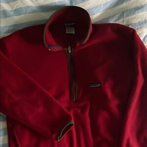 Like new! Patagonia Red Synchilla Fleece Kids XL